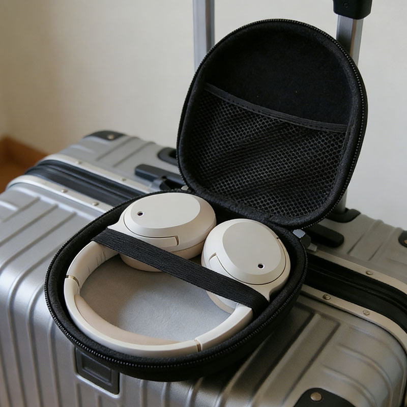 Многофункциональный черный жес – обзор и цена Headphone Case Hard